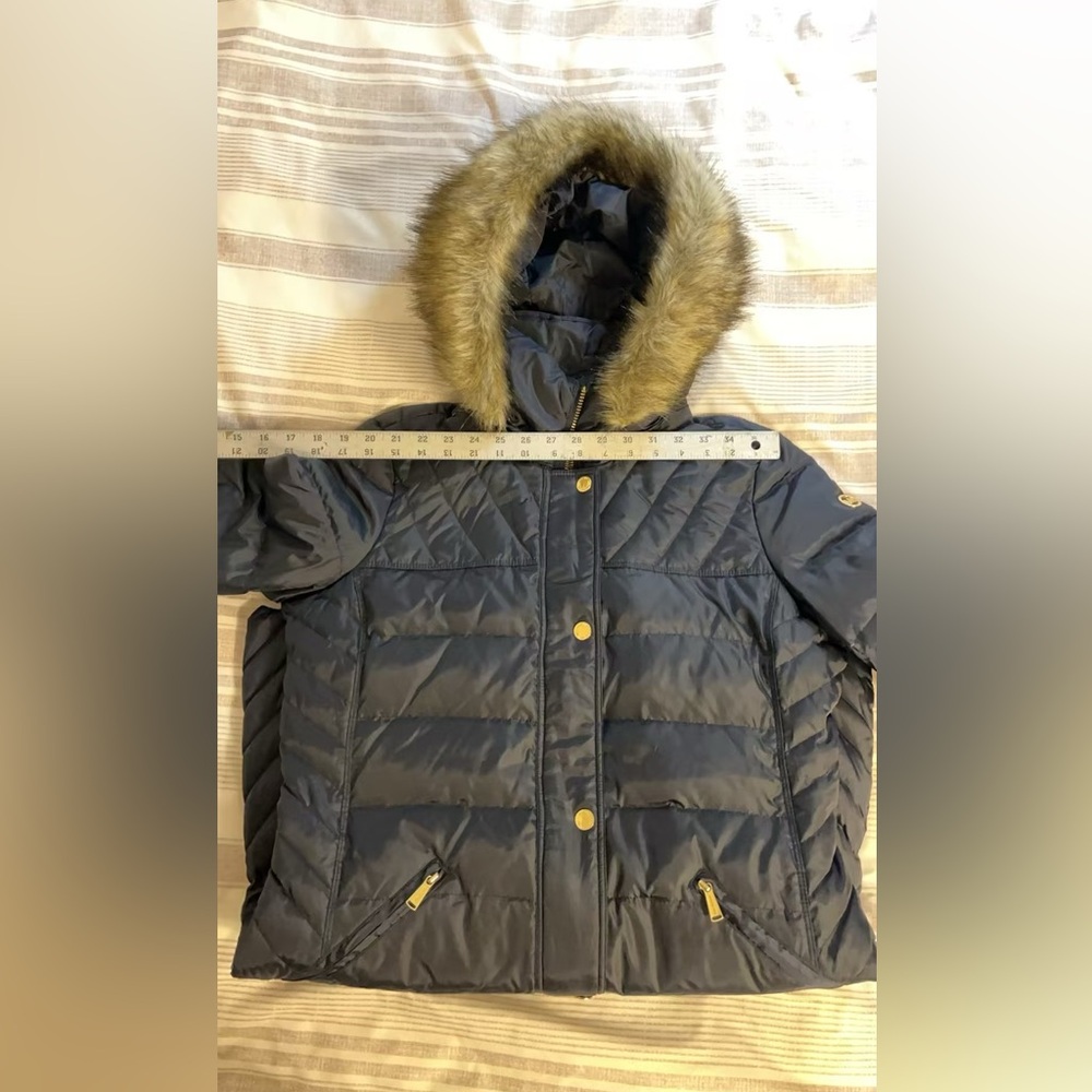 Michael Kors Navy Down Quilted Coat with Faux Fur Hood - Picture 7 of 16
